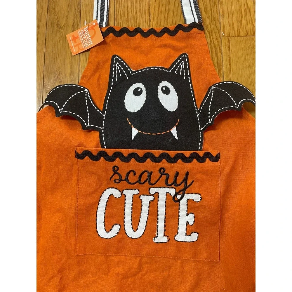 Burton + Burton Halloween Bat Apron Scary Cute Orange Cotton Ruffle 9747261‎
